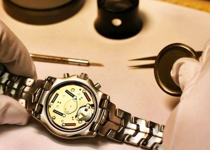 The Art of Crafting Bespoke Watches